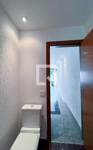 Casa à venda com 385m², 5 quartos e 3 vagasLavabo