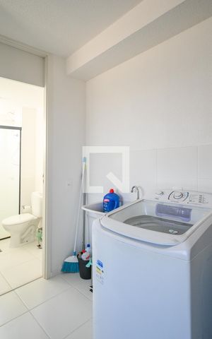 Apartamento à venda com 35m², 2 quartos e sem vaga Apartamento à venda com 35m², 2 quartos e sem vagaÁrea de Serviço