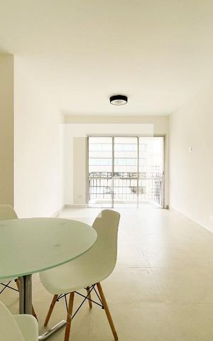 Apartamento à venda com 72m², 2 quartos e 2 vagas Apartamento à venda com 72m², 2 quartos e 2 vagasSala/Cozinha