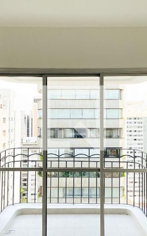 Apartamento à venda com 72m², 2 quartos e 2 vagas Apartamento à venda com 72m², 2 quartos e 2 vagasSala/Varanda