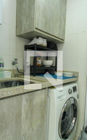 Apartamento à venda com 102m², 3 quartos e 2 vagas Apartamento à venda com 102m², 3 quartos e 2 vagasÁrea de serviço
