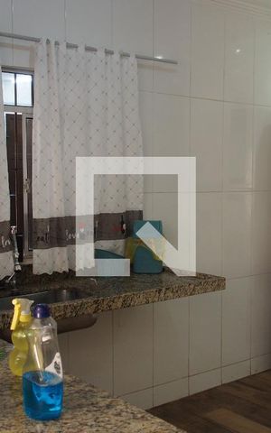 Casa para alugar com 300m², 4 quartos e 2 vagasCozinha