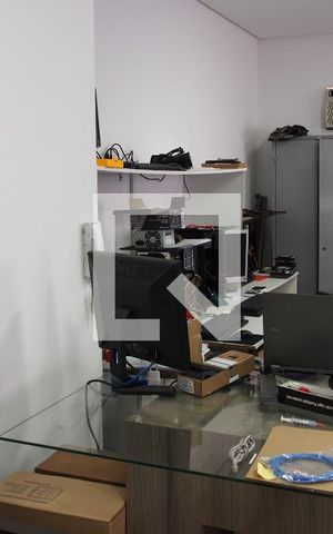 Casa para alugar com 300m², 4 quartos e 2 vagasQuarto 4