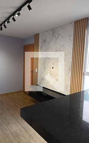 Apartamento à venda com 40m², 2 quartos e 1 vaga Apartamento à venda com 40m², 2 quartos e 1 vagaSala