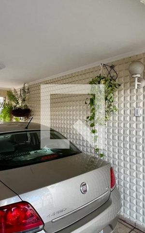 Casa à venda com 482m², 4 quartos e 4 vagasGaragem