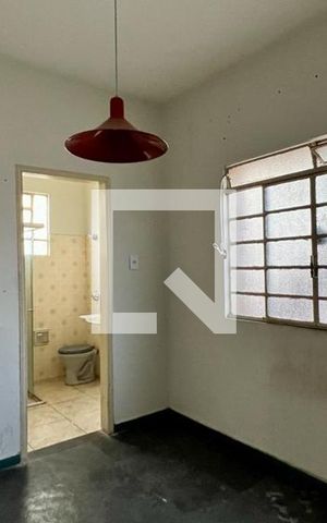 Casa à venda com 482m², 4 quartos e 4 vagasEdicula