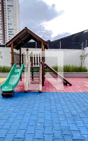 Apartamento à venda com 85m², 2 quartos e 2 vagasÁrea comum - Playground