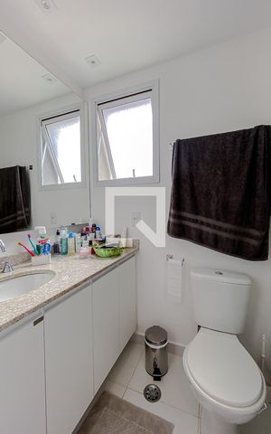 Apartamento à venda com 85m², 2 quartos e 2 vagasBanheiro da Suíte 1