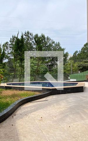 Casa de condomínio à venda com 414m², 4 quartos e 3 vagasPiscina