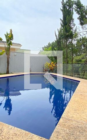 Casa de condomínio à venda com 414m², 4 quartos e 3 vagasPiscina