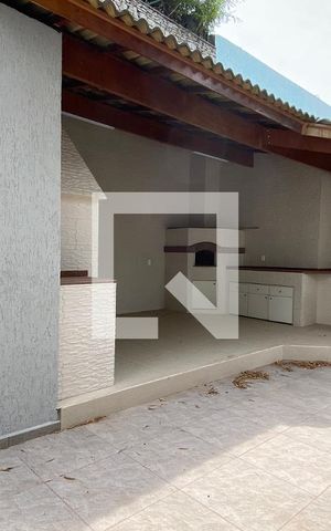 Casa de condomínio à venda com 414m², 4 quartos e 3 vagasChurrasqueira