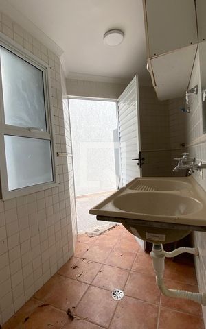 Casa de condomínio à venda com 414m², 4 quartos e 3 vagasÁrea de Serviço
