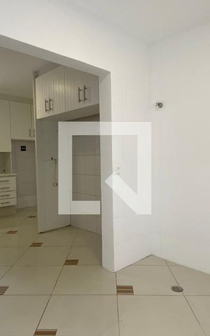 Casa de condomínio à venda com 414m², 4 quartos e 3 vagasCopa