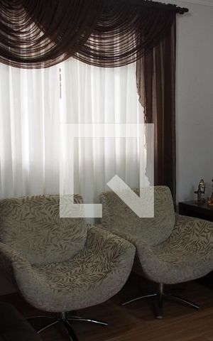 Casa de condomínio à venda com 118m², 2 quartos e 2 vagasSala
