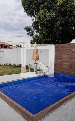 Casa à venda com 100m², 2 quartos e 1 vaga Casa à venda com 100m², 2 quartos e 1 vagaSala