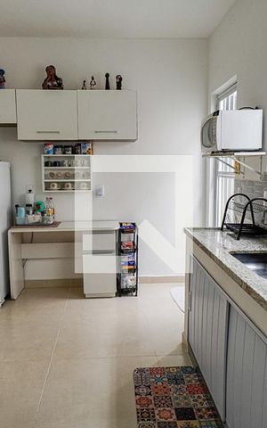 Casa à venda com 100m², 2 quartos e 1 vaga Casa à venda com 100m², 2 quartos e 1 vagaCozinha