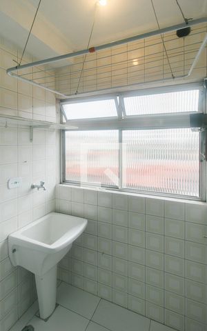 Apartamento à venda com 56m², 2 quartos e 1 vagaCozinha e Área de Serviço