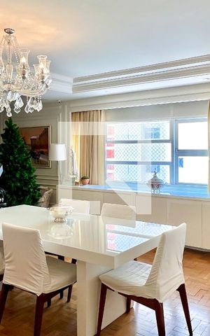 Apartamento à venda com 174m², 3 quartos e 2 vagas Apartamento à venda com 174m², 3 quartos e 2 vagasSala
