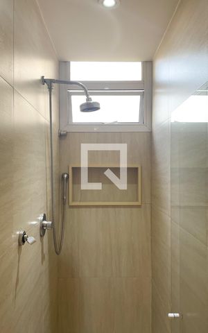 Apartamento à venda com 174m², 3 quartos e 2 vagas Apartamento à venda com 174m², 3 quartos e 2 vagasBanheiro