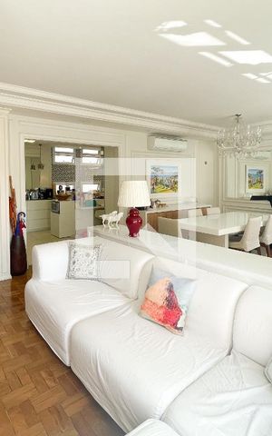 Apartamento à venda com 174m², 3 quartos e 2 vagas Apartamento à venda com 174m², 3 quartos e 2 vagasSala
