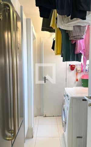 Apartamento à venda com 174m², 3 quartos e 2 vagas Apartamento à venda com 174m², 3 quartos e 2 vagasÁrea de Serviço