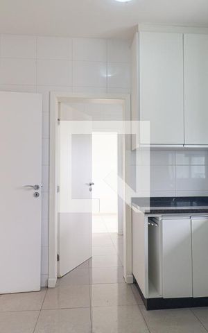 Apartamento para alugar com 255m², 4 quartos e 2 vagasCozinha