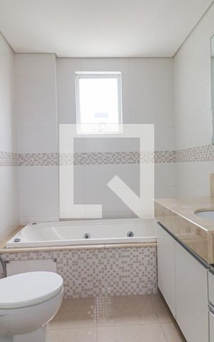 Apartamento para alugar com 255m², 4 quartos e 2 vagasBanheiro da Suíte 1
