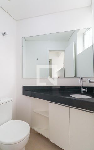 Apartamento para alugar com 255m², 4 quartos e 2 vagasLavabo