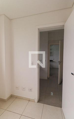 Apartamento para alugar com 255m², 4 quartos e 2 vagasQuarto de Serviço