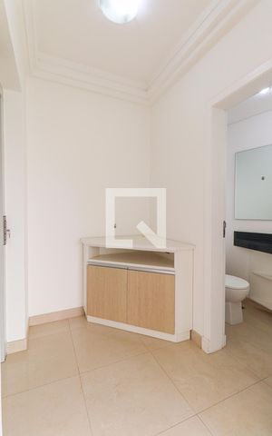 Apartamento para alugar com 255m², 4 quartos e 2 vagasHall de entrada