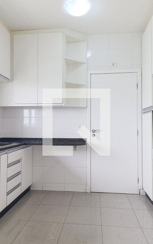 Apartamento para alugar com 255m², 4 quartos e 2 vagasCozinha