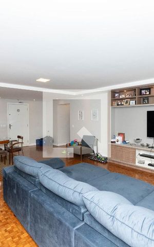 Apartamento à venda com 176m², 4 quartos e 1 vaga Apartamento à venda com 176m², 4 quartos e 1 vagaSala
