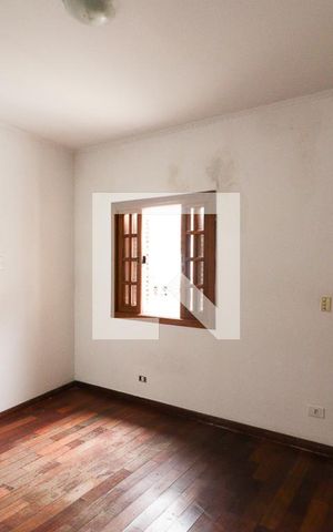 Casa à venda com 250m², 4 quartos e 3 vagasSuíte 2