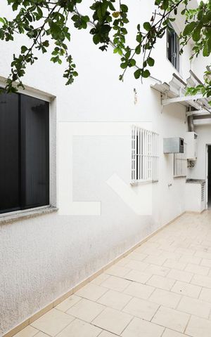 Casa à venda com 250m², 4 quartos e 3 vagasChurrasqueira