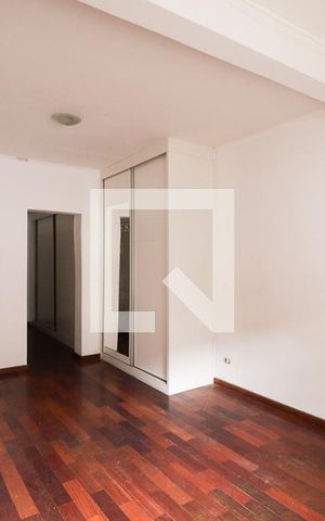 Casa à venda com 250m², 4 quartos e 3 vagasSuíte 1