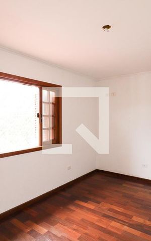 Casa à venda com 250m², 4 quartos e 3 vagasQuarto 4