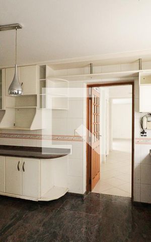 Casa à venda com 250m², 4 quartos e 3 vagasCozinha
