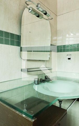 Casa à venda com 250m², 4 quartos e 3 vagasBanheiro da Suíte 1