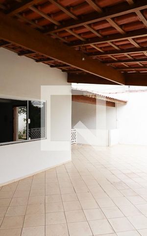 Casa à venda com 250m², 4 quartos e 3 vagasVaranda da Casa