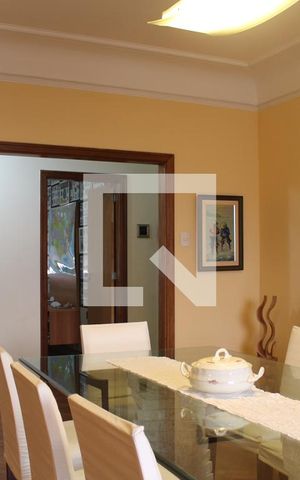 Apartamento à venda com 242m², 4 quartos e 1 vagaSala de Jantar