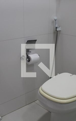 Apartamento à venda com 242m², 4 quartos e 1 vagaBanheiro da Suíte 1