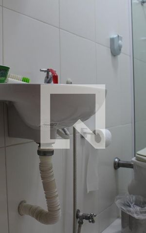 Apartamento à venda com 242m², 4 quartos e 1 vagaBanheiro de serviço