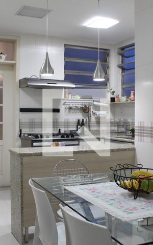 Apartamento à venda com 242m², 4 quartos e 1 vagaCozinha