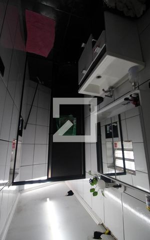 Casa à venda com 203m², 5 quartos e 2 vagasCasa 2 - Banheiro 2