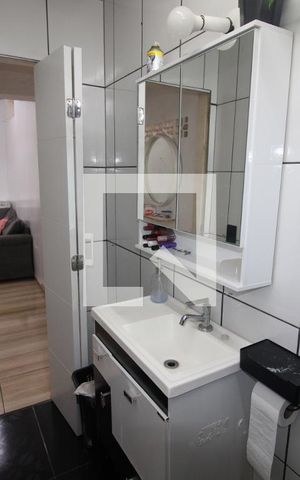 Casa à venda com 203m², 5 quartos e 2 vagasCasa 2 - Banheiro 2