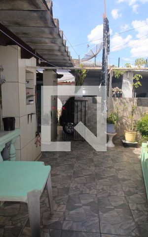 Casa à venda com 203m², 5 quartos e 2 vagasQuintal