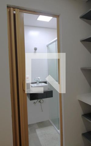 Casa para alugar com 156m², 3 quartos e 2 vagasArmário suíte 2