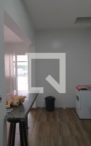 Casa para alugar com 156m², 3 quartos e 2 vagasCozinha da casa 2