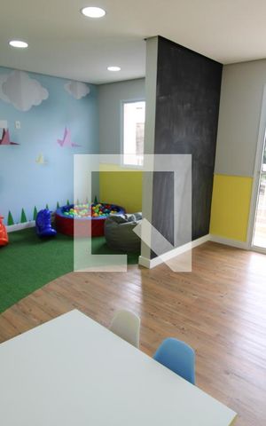 Apartamento à venda com 35m², 2 quartos e sem vagaÁrea comum