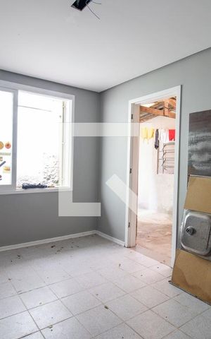 Casa à venda com 400m², 2 quartos e 2 vagas Casa à venda com 400m², 2 quartos e 2 vagasQuarto 4